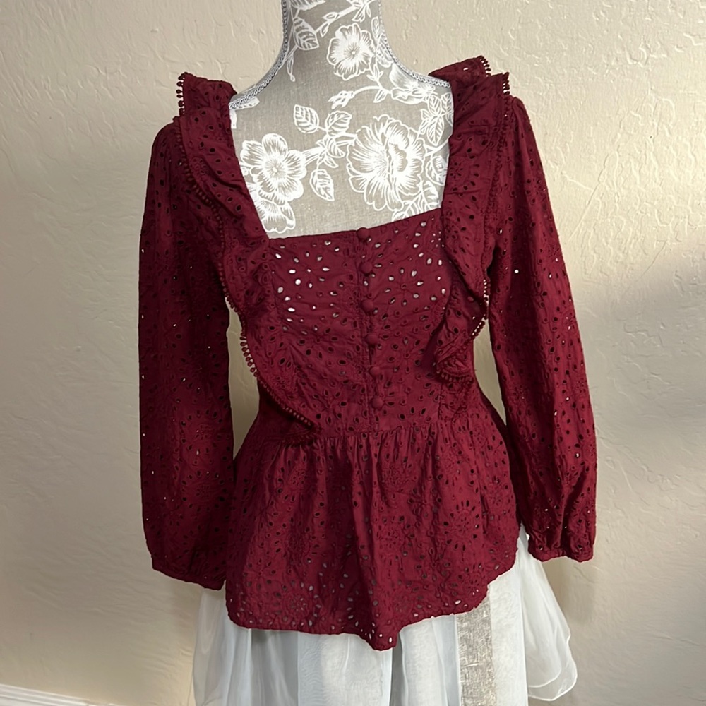 Madewell Eyelet Knit Pom Pom Blouse size XS